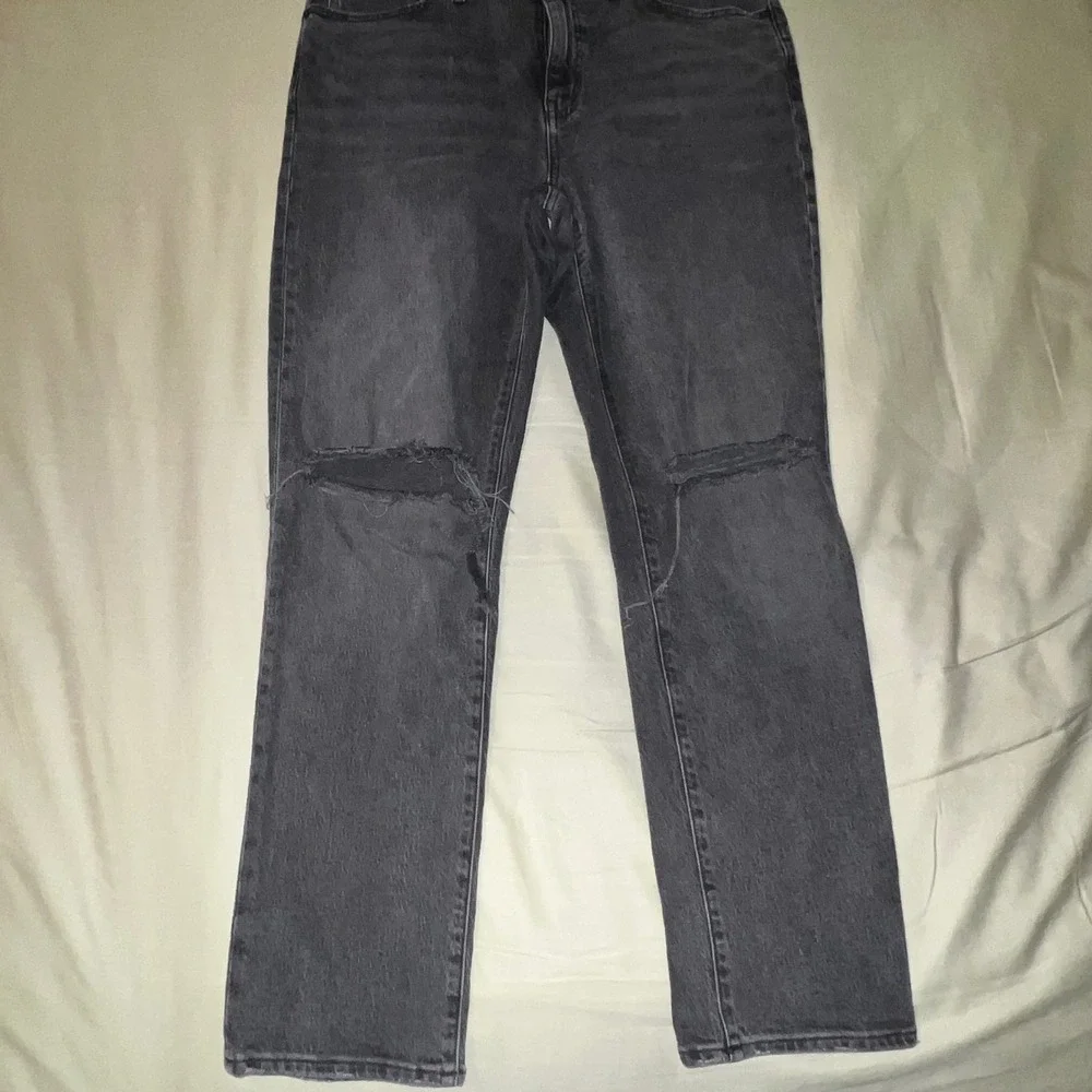Madewell High-Rise‎ Slim Boyjean Caton Wash Distressed Grey Denim Jeans 30